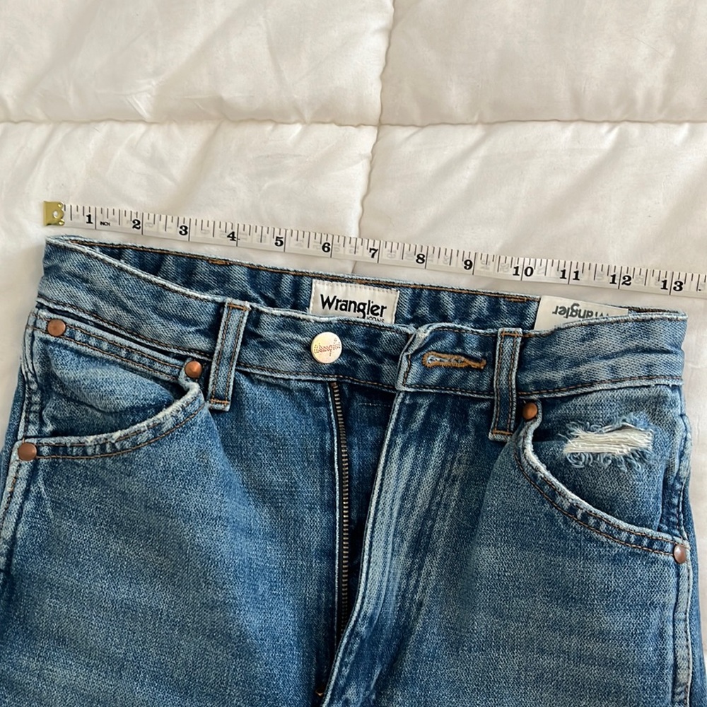 Ripped Wrangler Jeans